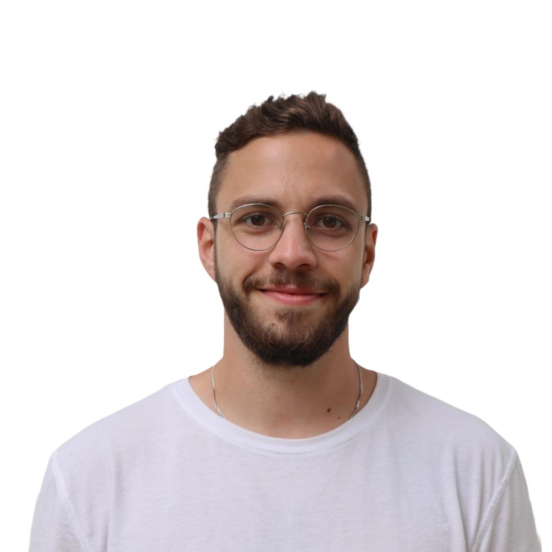 Phil MacGillivray headshot